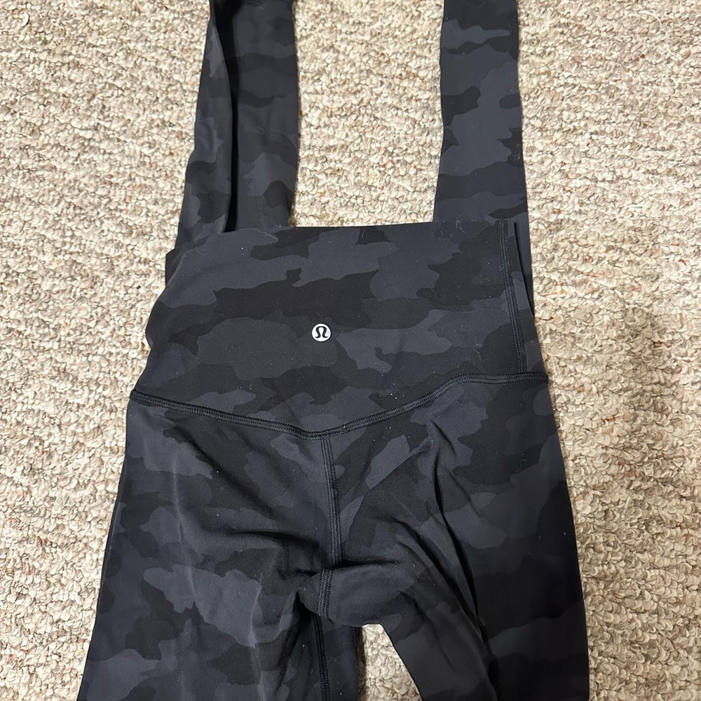 lululemon athletica Black Camo align leggings 28”